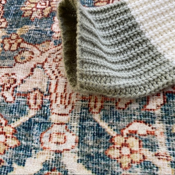 Color Block Striped Sweater - Picture 3 of 6